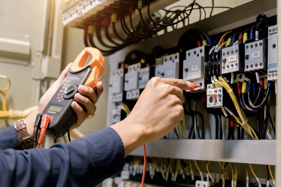 How to Choose the Right Mechanical and Electrical Service Provider for Your Project